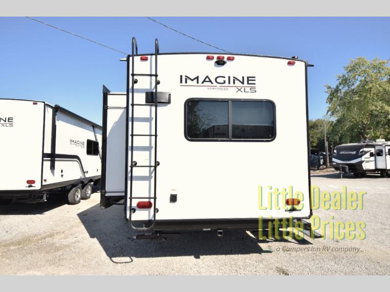RV listing image