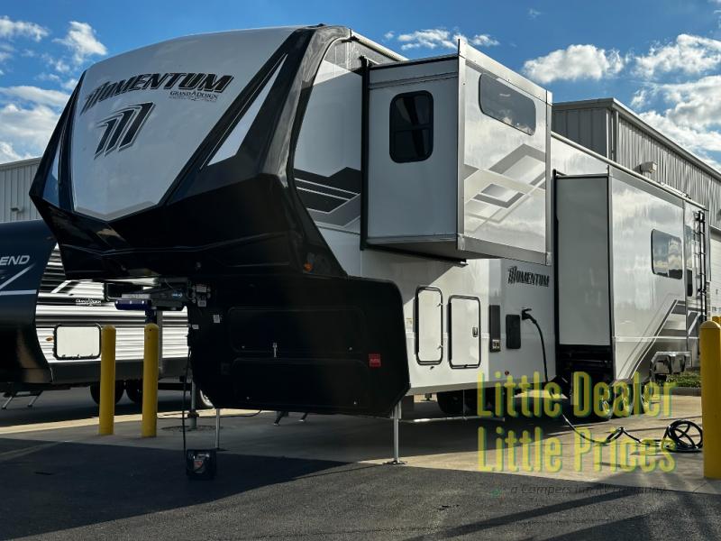 RV listing image