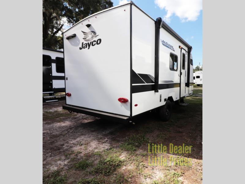 RV listing image