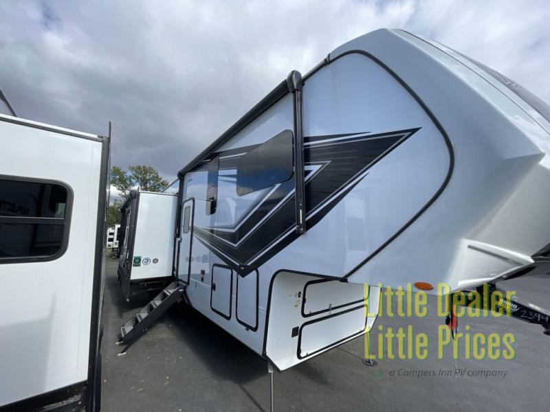 RV listing image