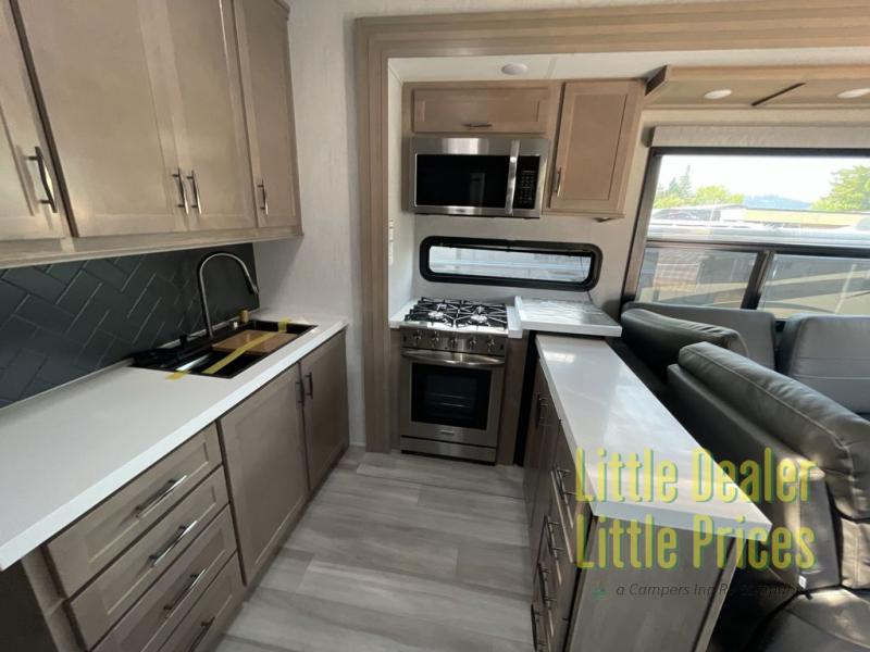 RV listing image