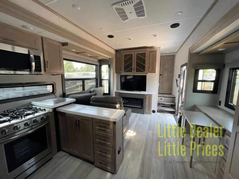RV listing image