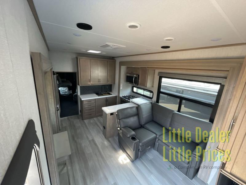RV listing image