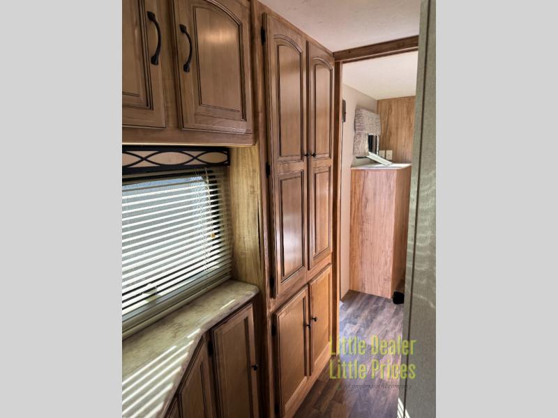 RV listing image