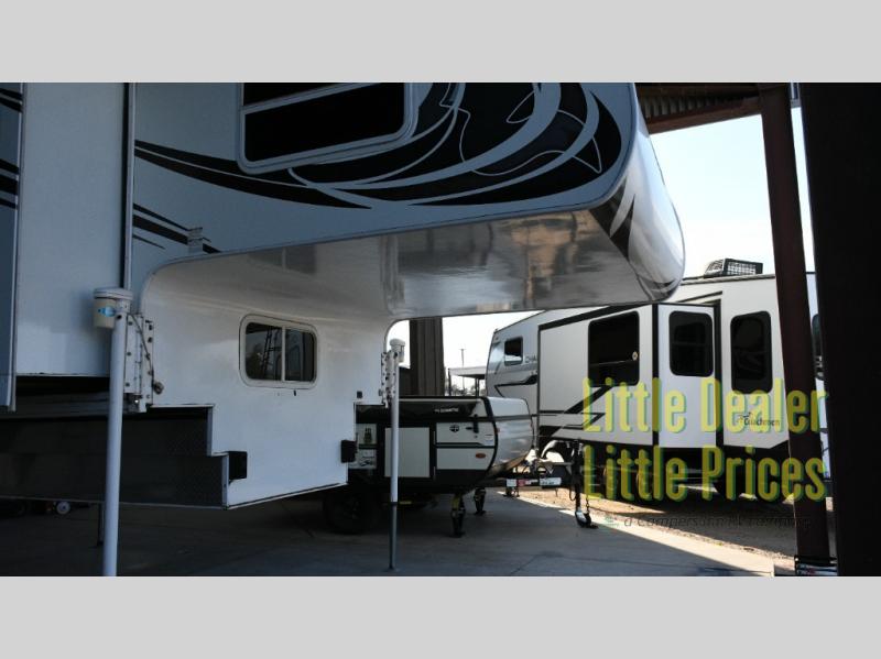 RV listing image