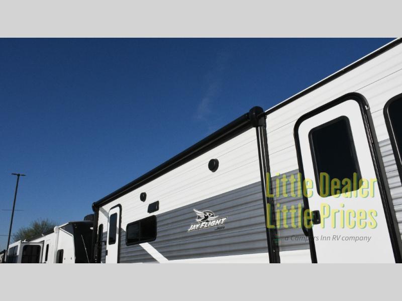 RV listing image