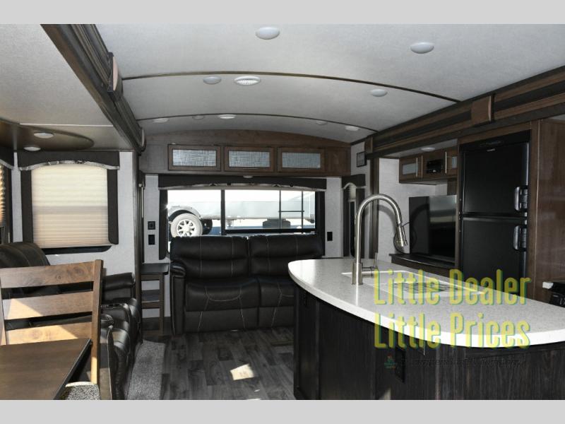 RV listing image