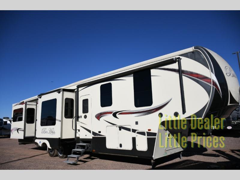 RV listing image