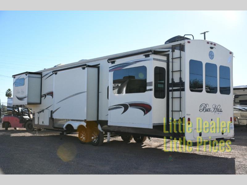 RV listing image