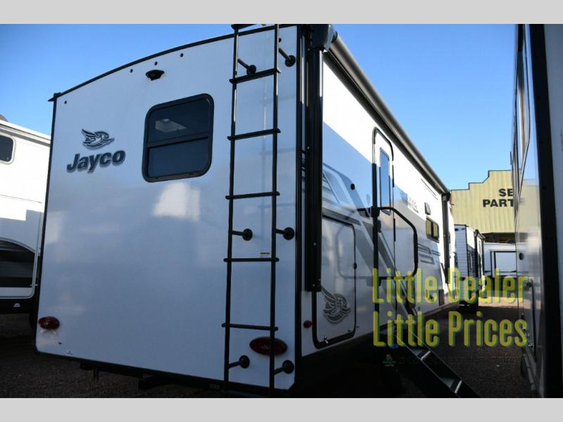 RV listing image