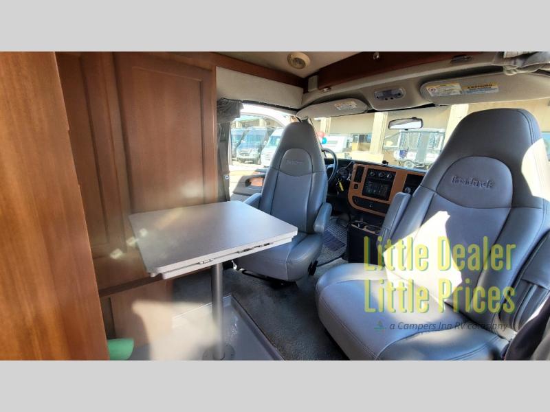 RV listing image