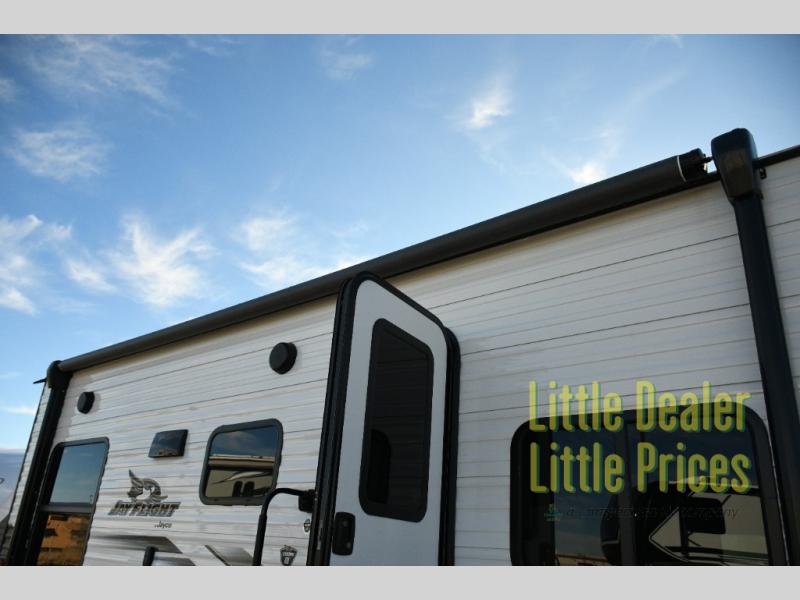 RV listing image