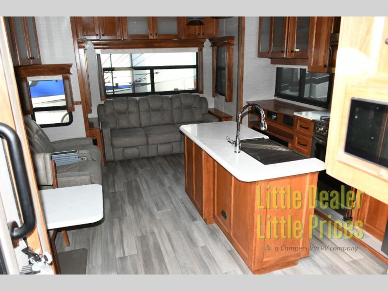RV listing image