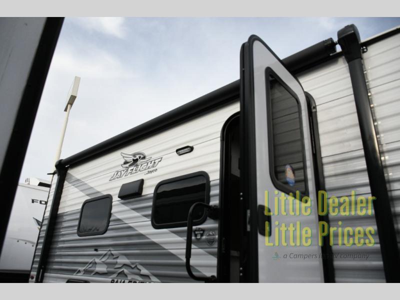 RV listing image