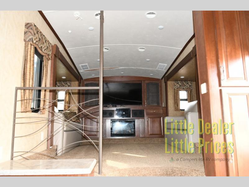 RV listing image