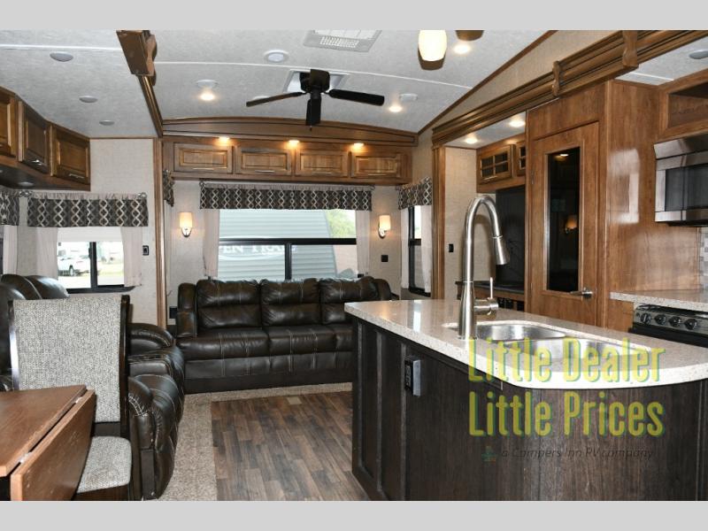 RV listing image
