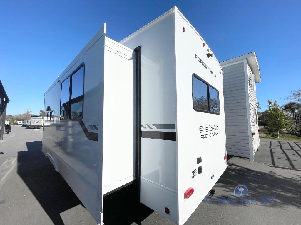 RV listing image