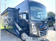 Used 2020 Thor Motor Coach Miramar 35.2 image