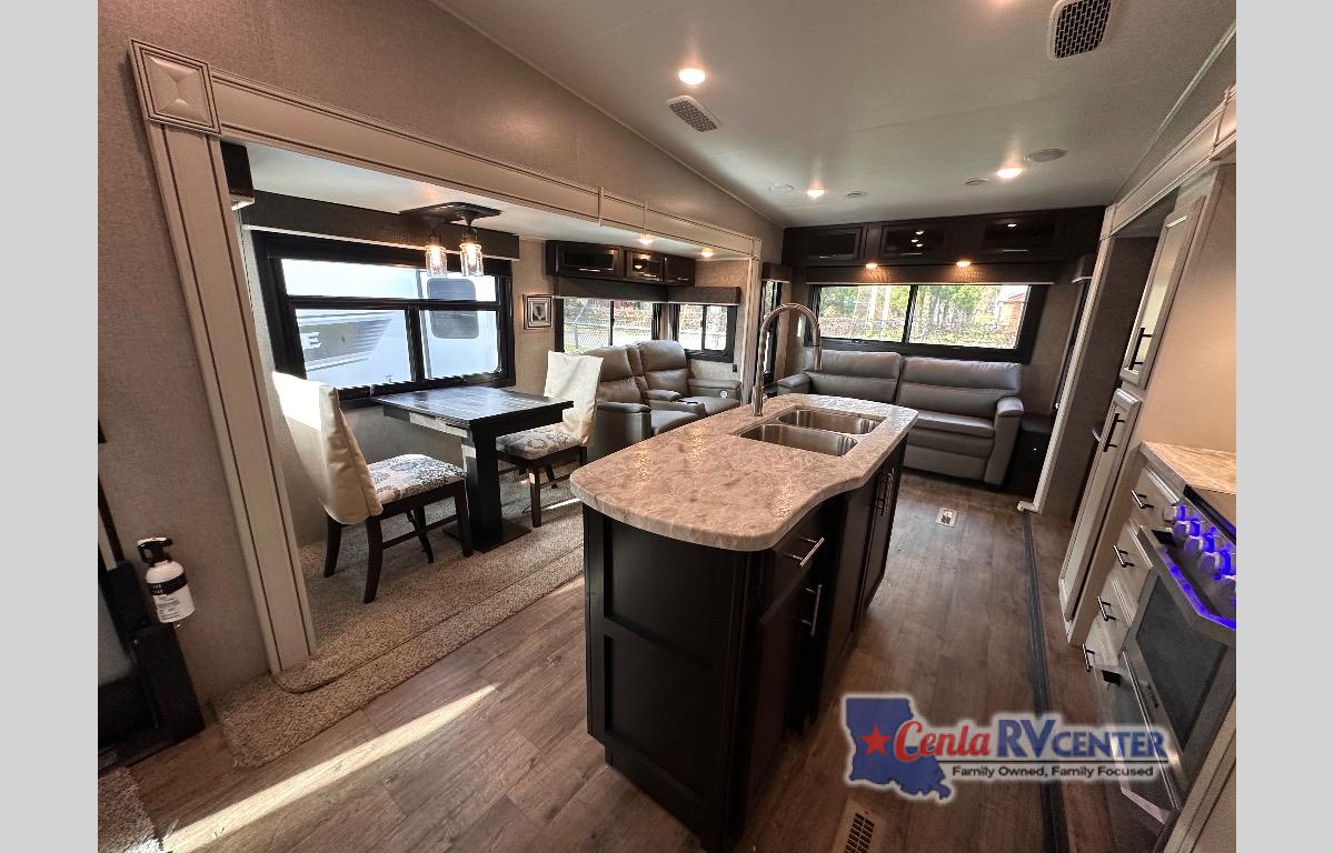 RV listing image