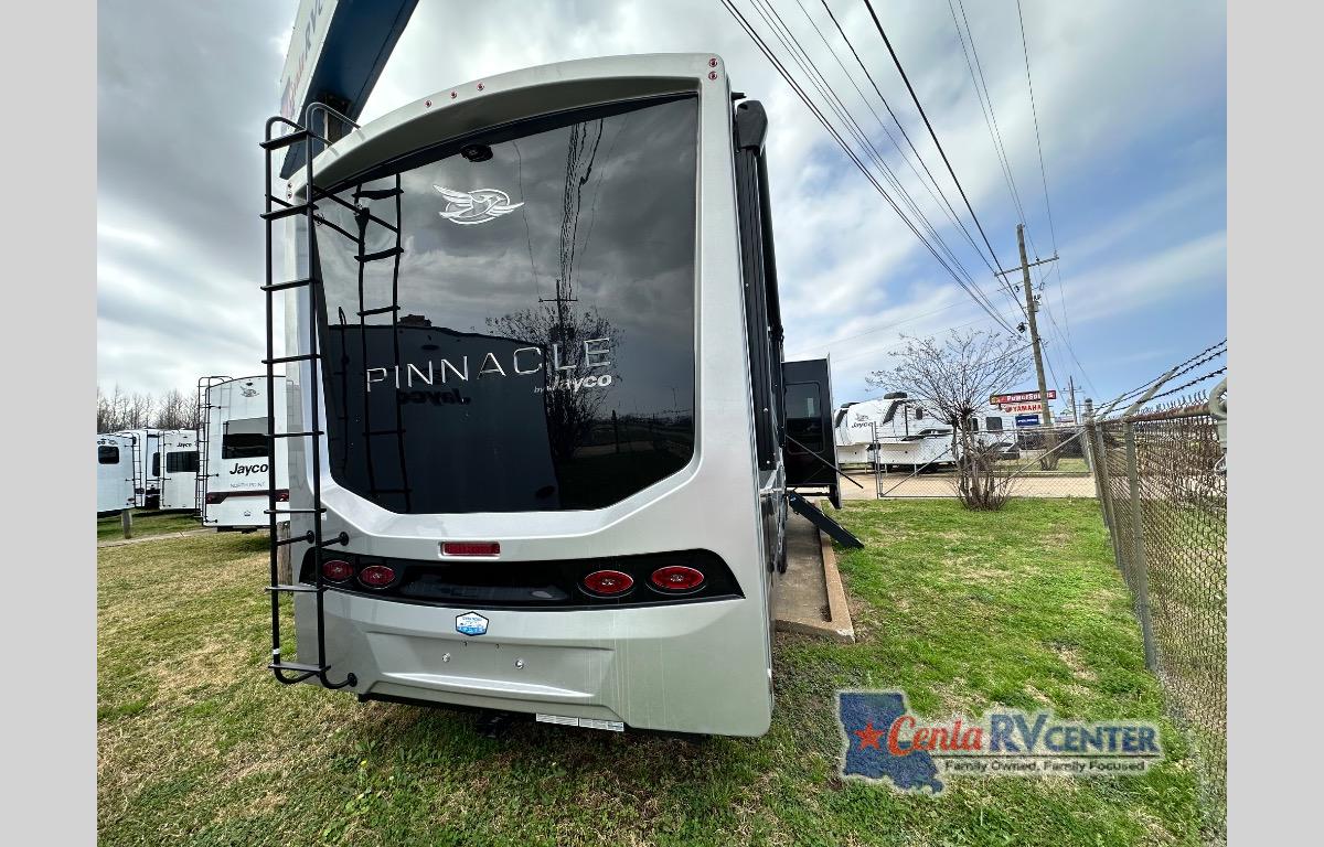 RV listing image