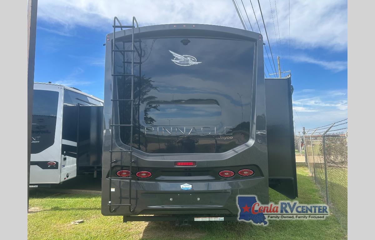 RV listing image