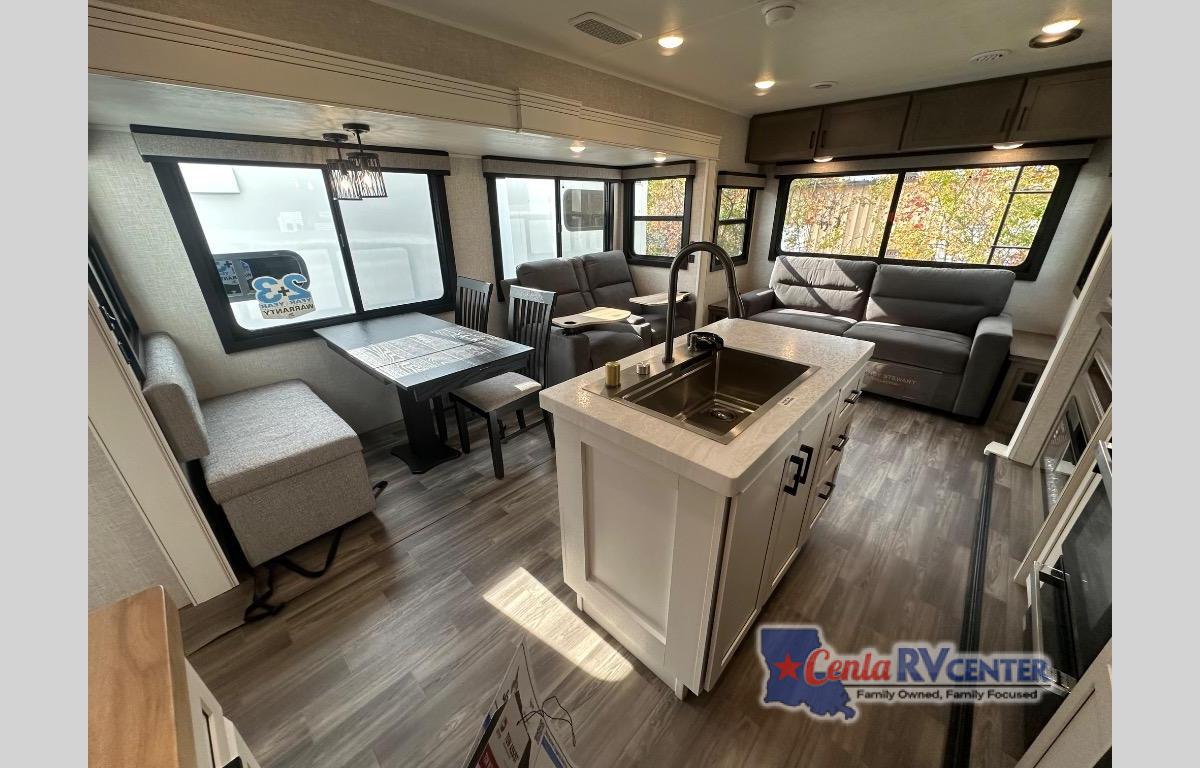 RV listing image