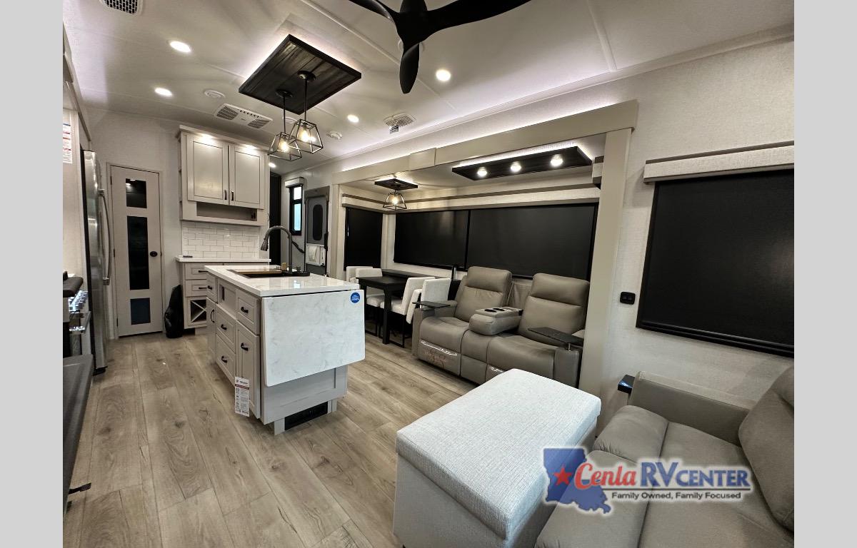 RV listing image
