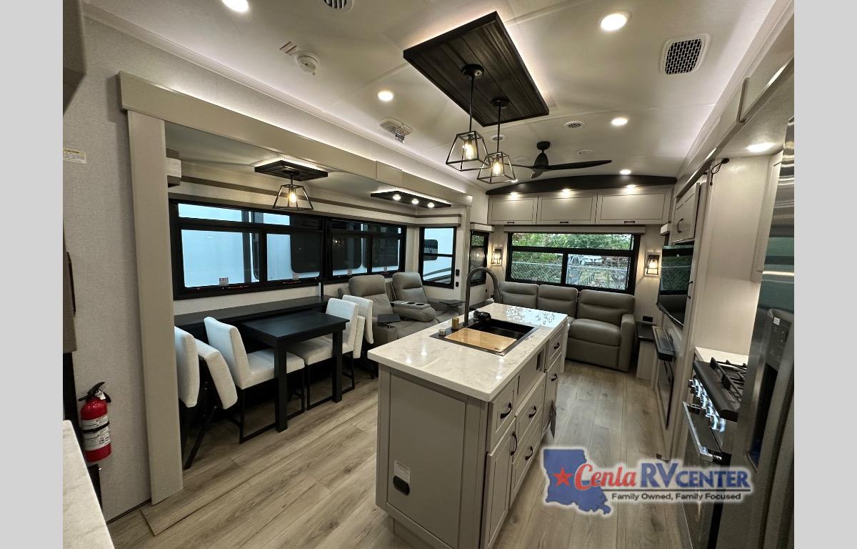 RV listing image