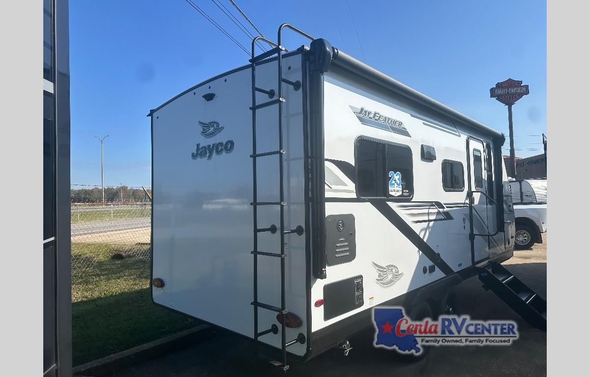 RV listing image