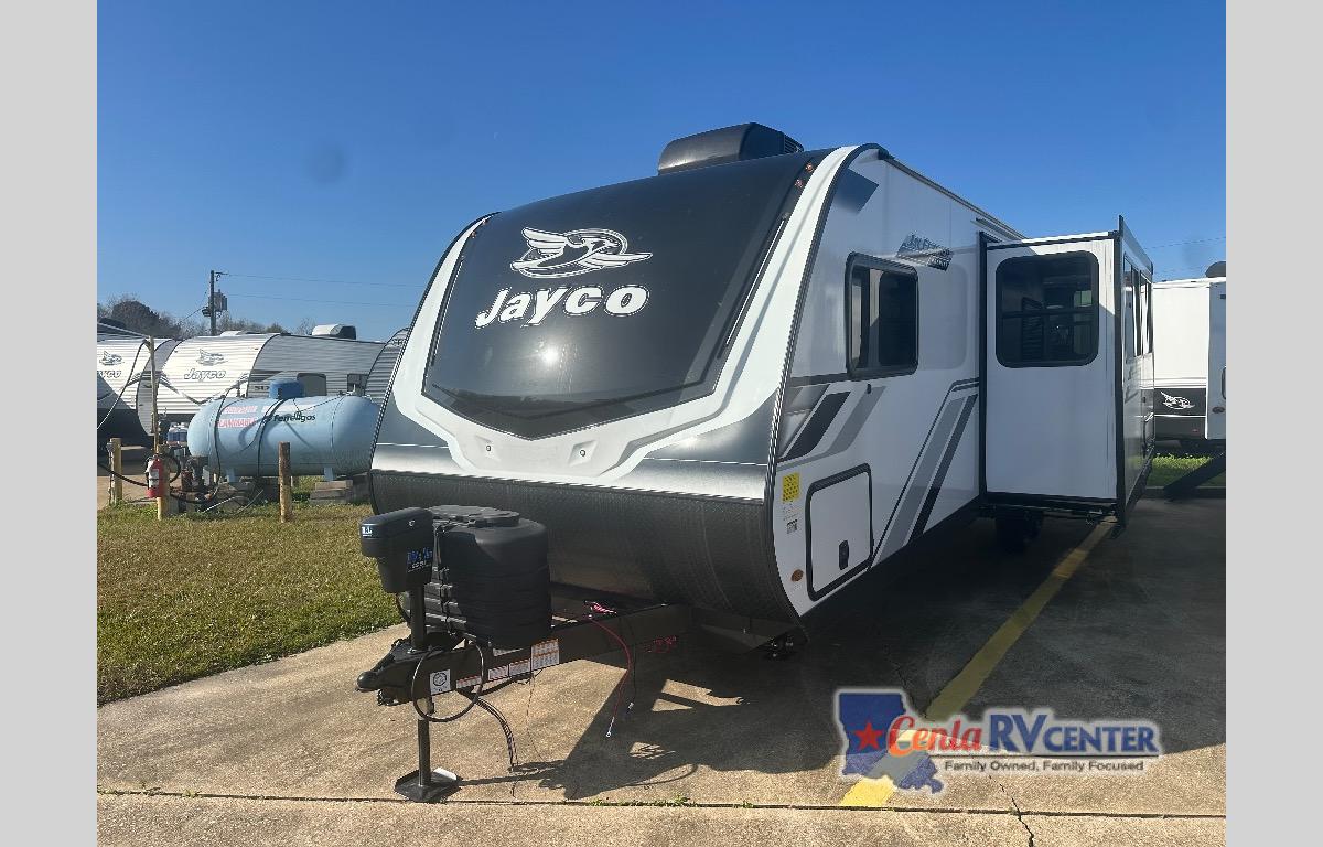 RV listing image