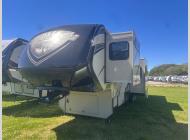 Used 2014 Grand Design Momentum 355TH image