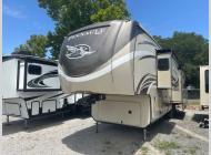 Used 2020 Jayco Pinnacle 36FBTS image