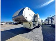 Used 2016 Forest River RV Cardinal 3875FB image