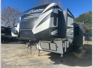Used 2019 Keystone RV Fuzion 424 image