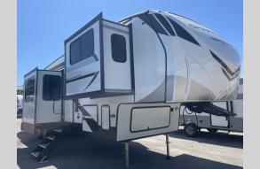 New 2024 Coachmen RV Chaparral 334FL Photo