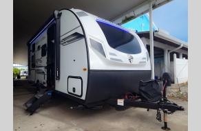 New 2025 Venture RV Sonic Lite 169VUD Photo