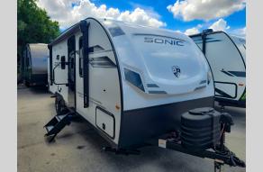 New 2025 Venture RV Sonic 220VBH Photo