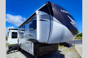 New 2024 Jayco North Point 377RLBH Photo