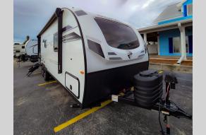 New 2025 Venture RV Sonic SN231VRL Photo