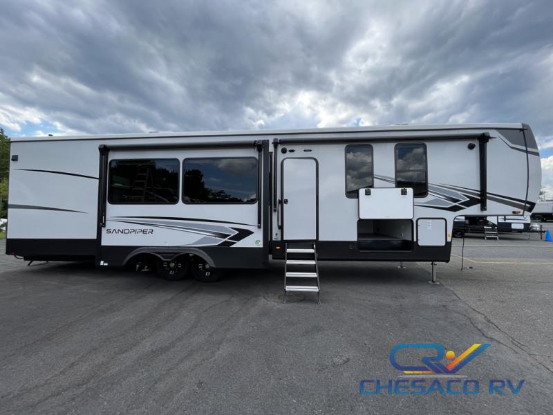 New 2024 Forest River RV Sandpiper 4002FB Fifth Wheel at Chesaco RV