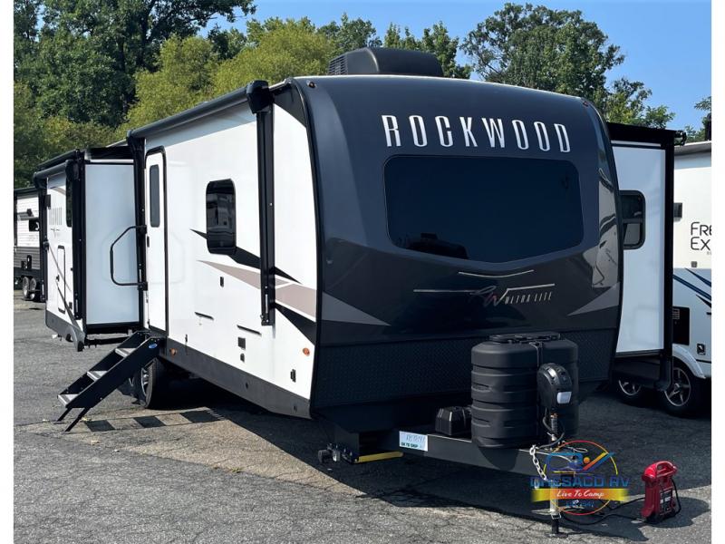 New 2024 Forest River RV Rockwood Ultra Lite 2720IK Travel Trailer at
