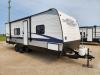 Spacious, modern 26ft trailer, under 5,000lb dry weight!