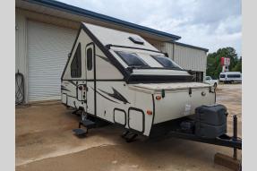 Used 2018 Forest River RV Rockwood Hard Side High Wall Series A212HW Photo