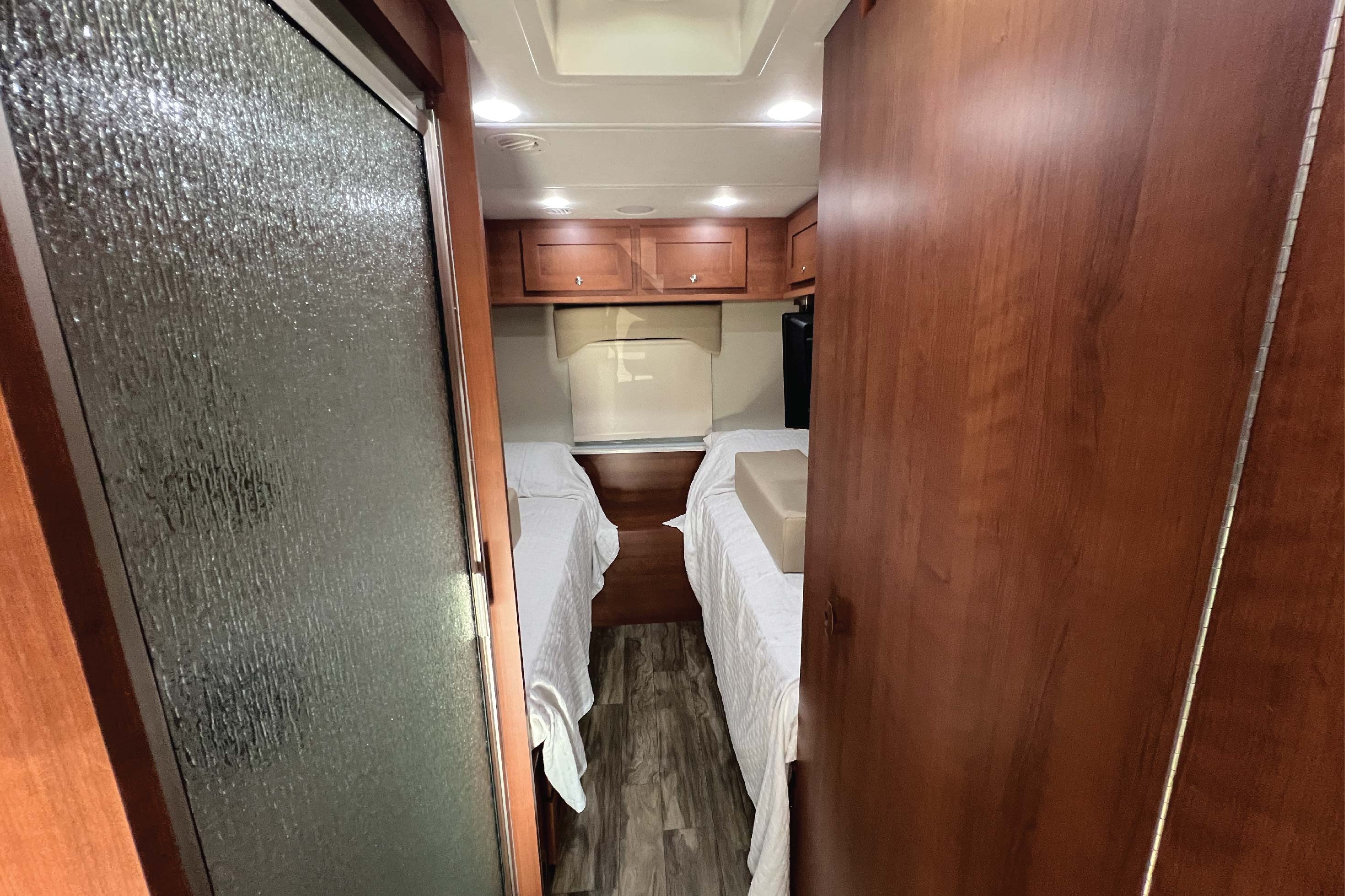 Platinum II 240 Interior Galley Open