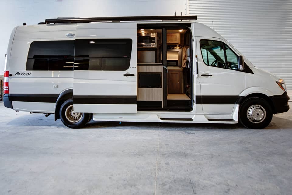 Arriva V24 Exterior Side Door Open View