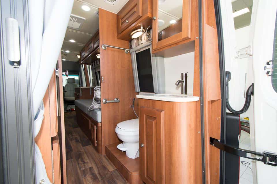 Arriva V24 Interior Toilet & Sink