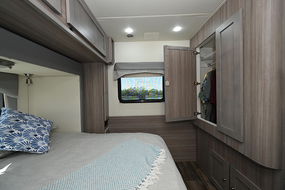 Platinum 272XL - Bedroom A