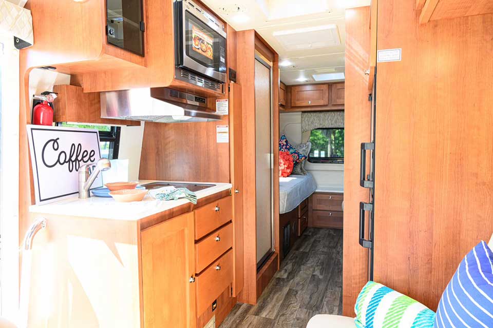Platinum 220 Interior Twin Beds View