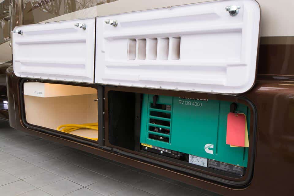 Platinum 261XL Exterior Gaenerator Access Open