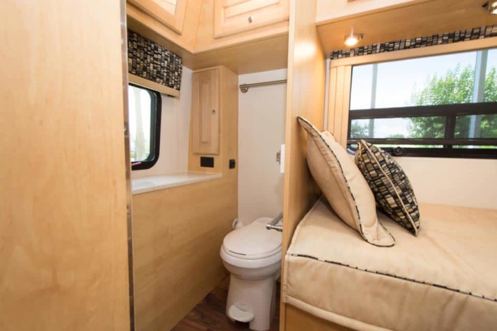 Platinum II 240 Interior Bathroom